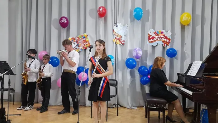 photo_5323515717926123025_y