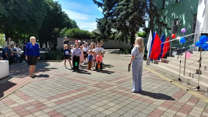 photo_5325977399906659440_y